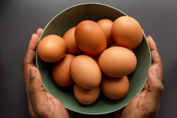 ডিম (১২টি)